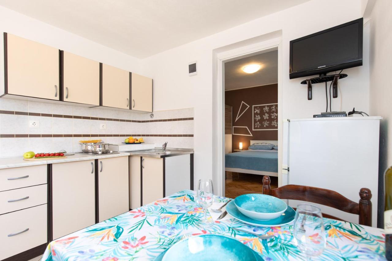 Apartment Linda Vrbnik  Extérieur photo